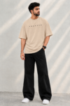 Beige VELVITO Tee Streetwear Portrait